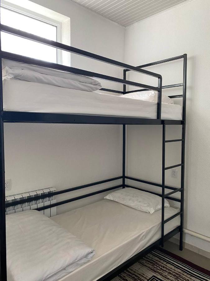 Bed and Breakfast Karakol-Guest Екстер'єр фото