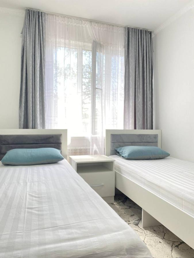Bed and Breakfast Karakol-Guest Екстер'єр фото