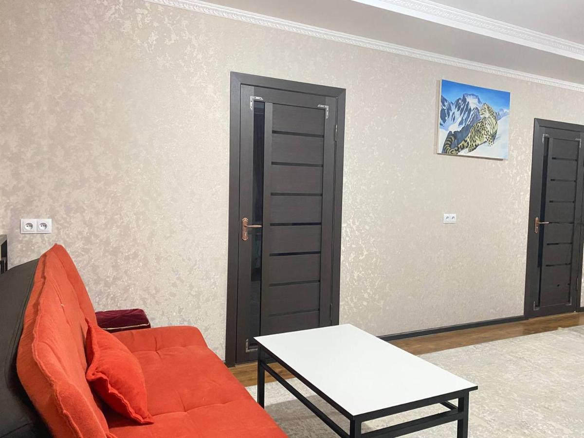 Bed and Breakfast Karakol-Guest Екстер'єр фото