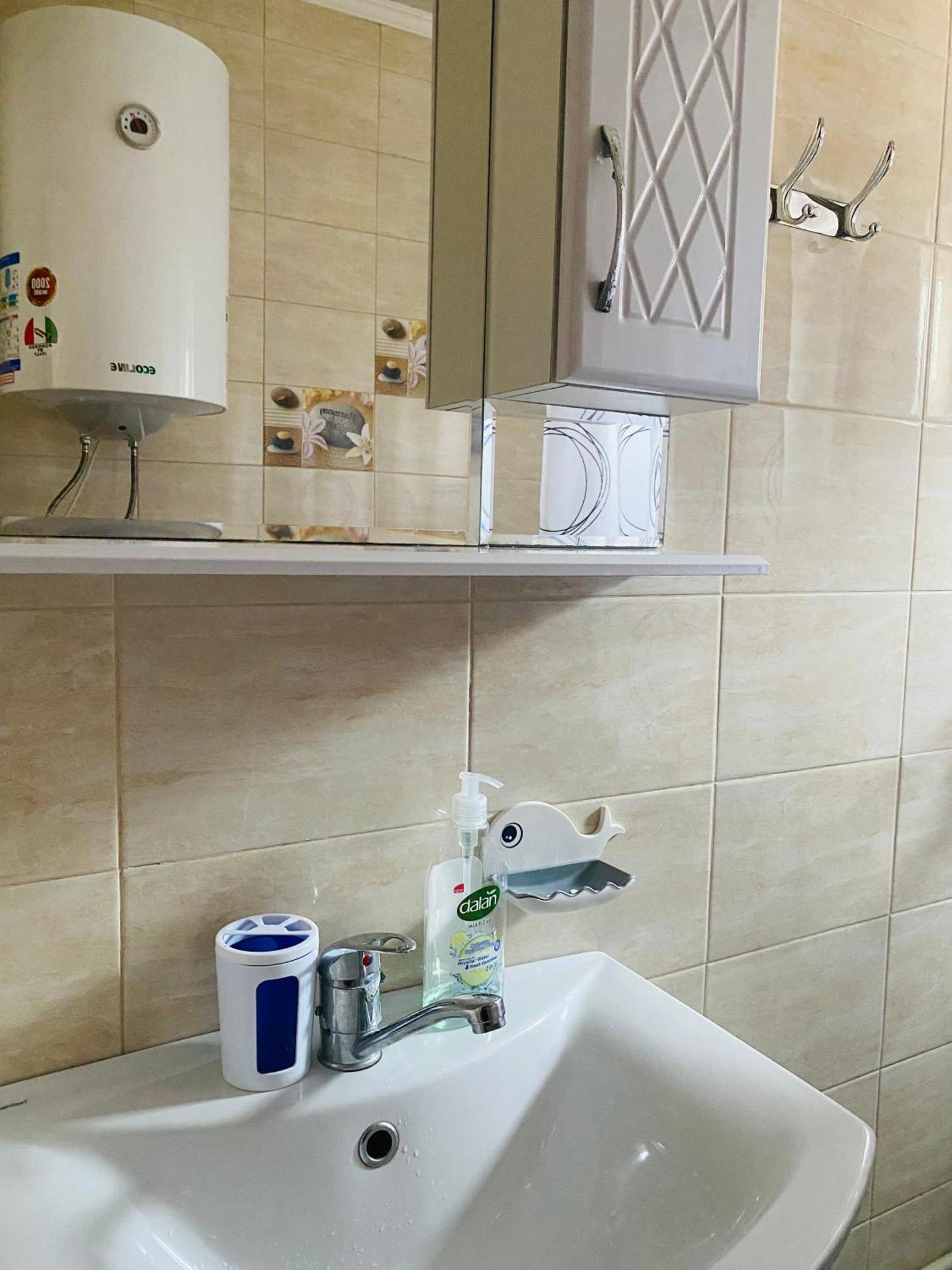 Bed and Breakfast Karakol-Guest Екстер'єр фото